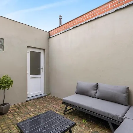 Cosy, Furnished & Renovated Flat With Outside Lounge Apartment Ghent